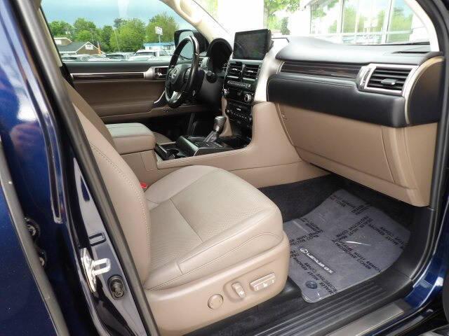 used 2022 Lexus GX 460 car, priced at $53,400