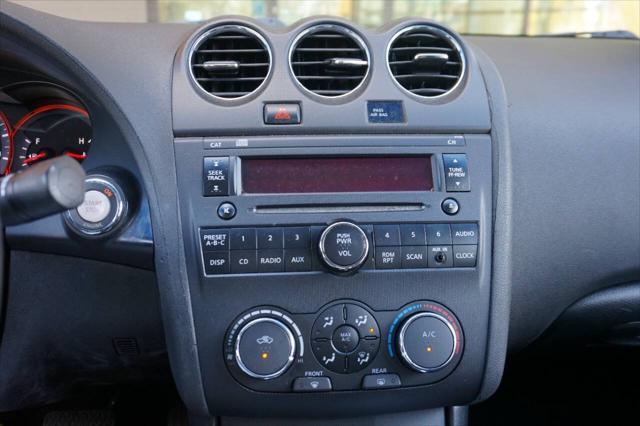 used 2009 Nissan Altima car, priced at $5,400