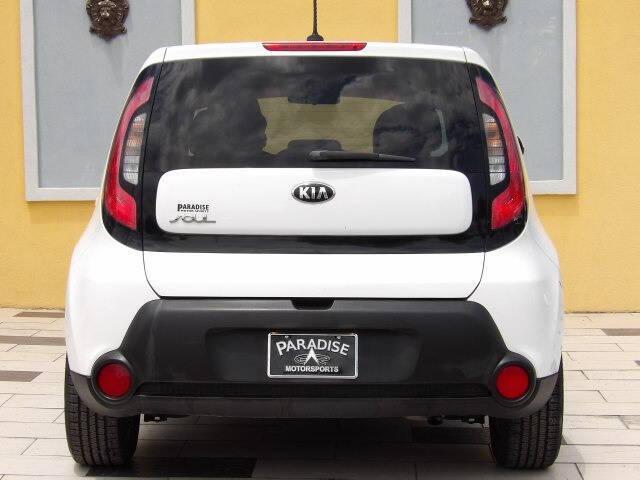 used 2015 Kia Soul car, priced at $3,900