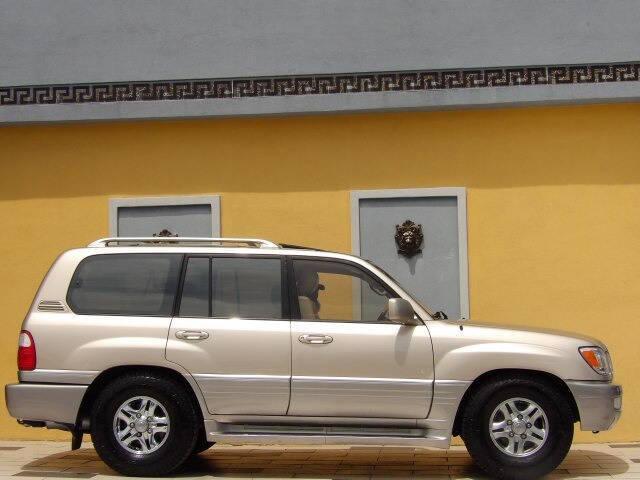 used 2001 Lexus LX 470 car, priced at $12,900