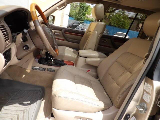 used 2001 Lexus LX 470 car, priced at $12,900