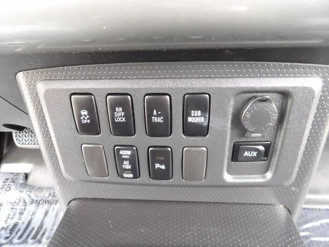 used 2010 Toyota FJ Cruiser car, priced at $14,400