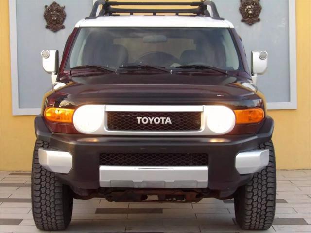 used 2007 Toyota FJ Cruiser car, priced at $16,900