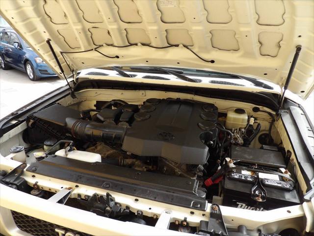 used 2010 Toyota FJ Cruiser car, priced at $15,900