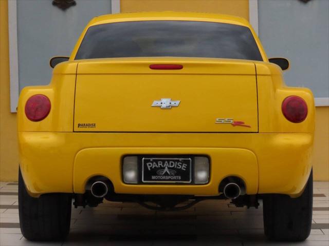 used 2004 Chevrolet SSR car, priced at $21,800