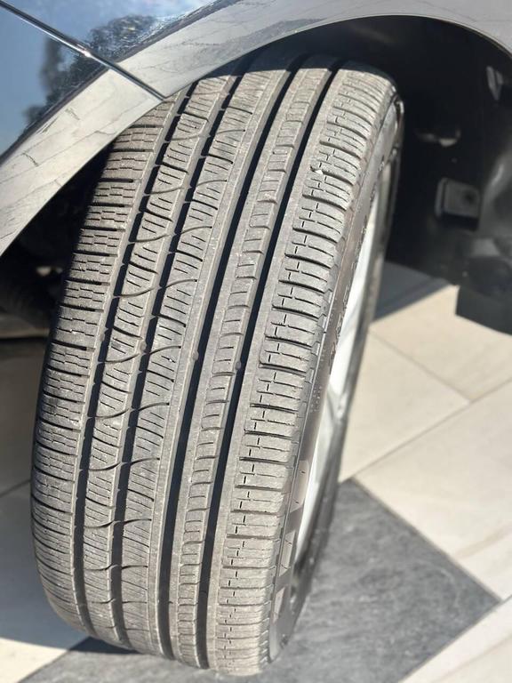 used 2014 Mercedes-Benz M-Class car, priced at $13,900