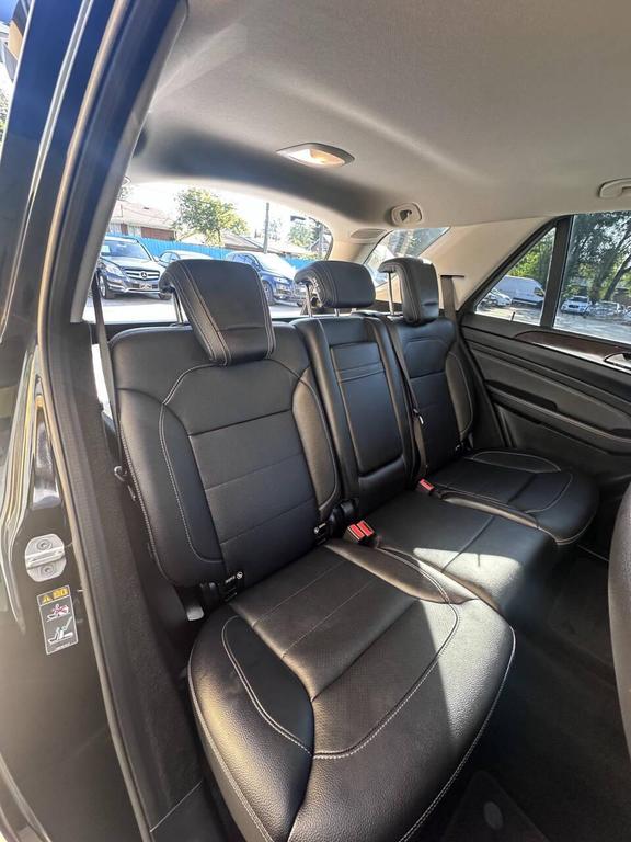 used 2014 Mercedes-Benz M-Class car, priced at $13,900