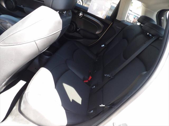 used 2022 MINI Hardtop car, priced at $22,400
