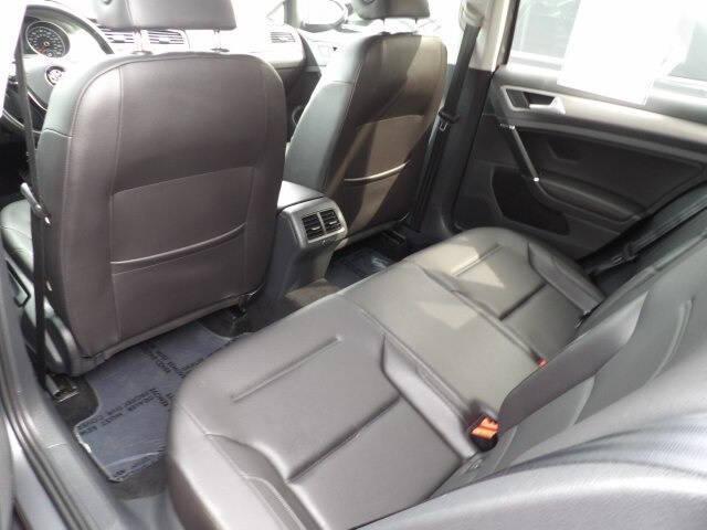 used 2015 Volkswagen Golf SportWagen car, priced at $13,900