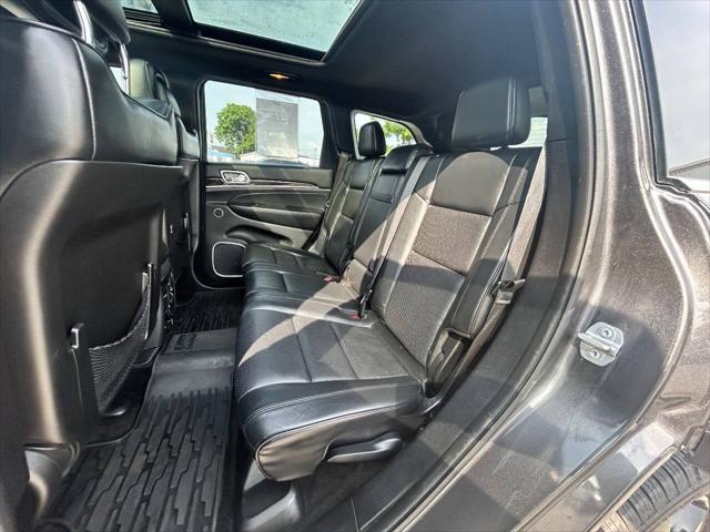 used 2015 Jeep Grand Cherokee car, priced at $13,900