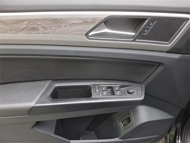 used 2020 Volkswagen Atlas Cross Sport car, priced at $20,991