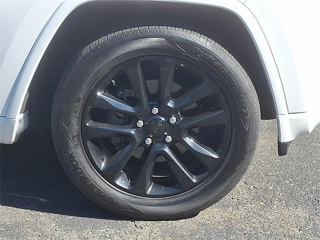used 2020 Jeep Grand Cherokee car, priced at $23,472