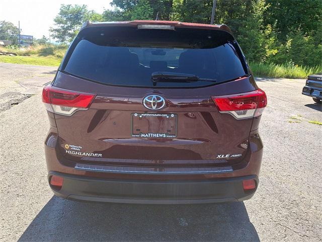 used 2019 Toyota Highlander car, priced at $27,960