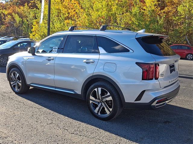 used 2022 Kia Sorento Plug-In Hybrid car, priced at $25,374