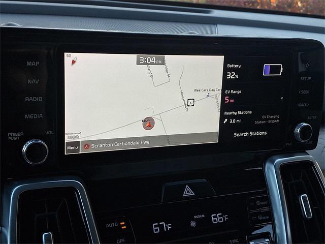 used 2022 Kia Sorento Plug-In Hybrid car, priced at $25,374