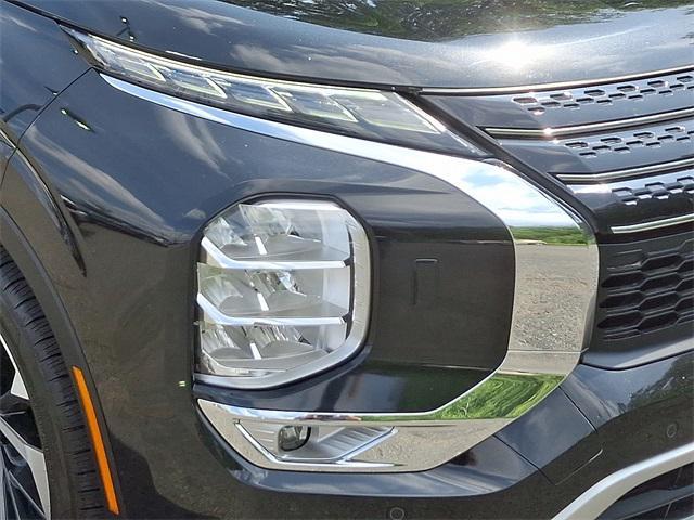 used 2024 Mitsubishi Outlander car, priced at $27,591