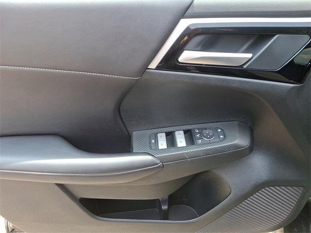 used 2024 Mitsubishi Outlander car, priced at $27,591