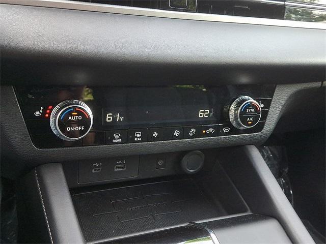 used 2024 Mitsubishi Outlander car, priced at $27,591