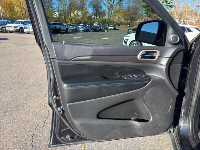 used 2016 Jeep Grand Cherokee car, priced at $12,000