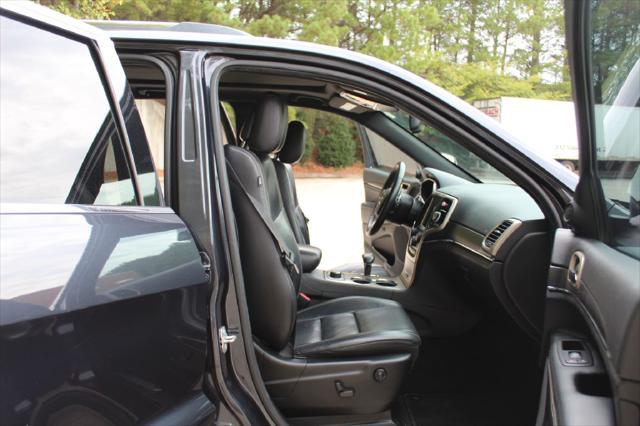 used 2015 Jeep Grand Cherokee car, priced at $13,490