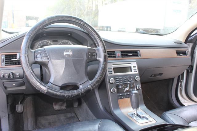 used 2008 Volvo S80 car, priced at $6,490