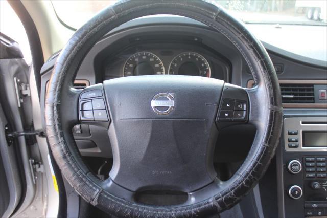 used 2008 Volvo S80 car, priced at $6,490