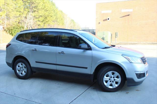 used 2014 Chevrolet Traverse car, priced at $7,490