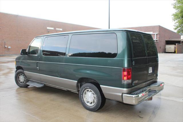 used 2001 Ford E150 car, priced at $5,990