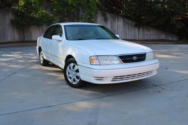 used 1998 Toyota Avalon car, priced at $3,480