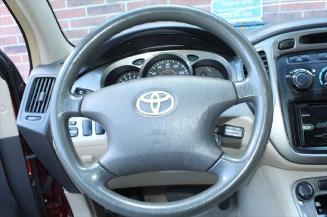 used 2002 Toyota Highlander car, priced at $1,990