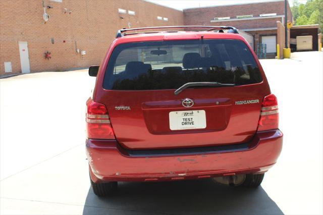 used 2002 Toyota Highlander car, priced at $1,990