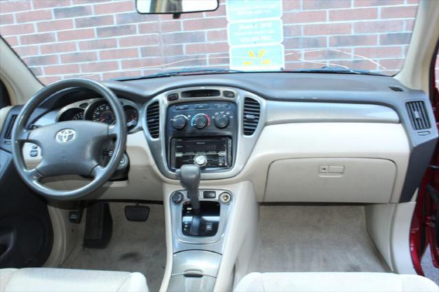 used 2002 Toyota Highlander car, priced at $1,990