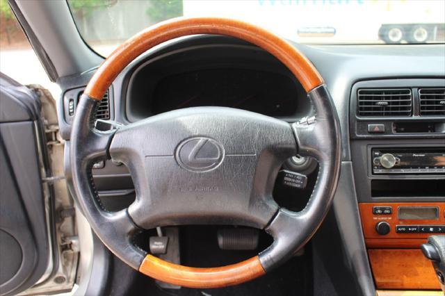 used 2000 Lexus ES 300 car, priced at $4,990