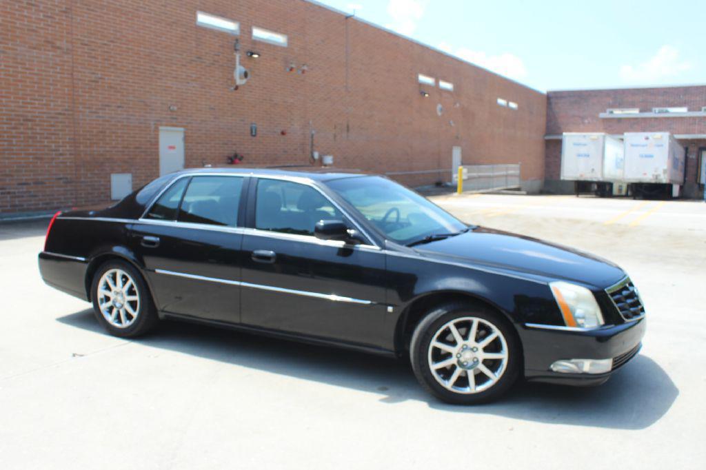 used 2006 Cadillac DTS car, priced at $4,490