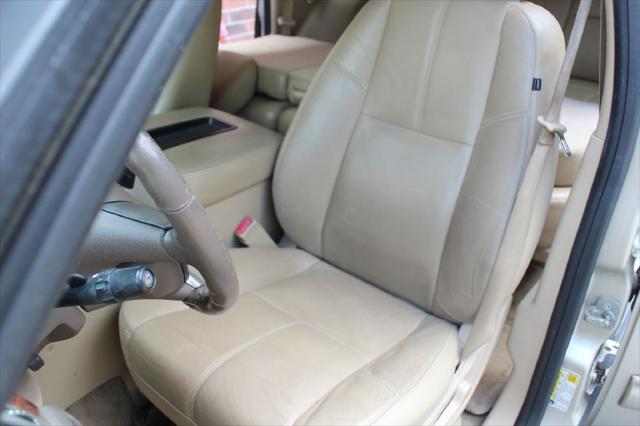used 2013 Chevrolet Suburban car, priced at $7,990