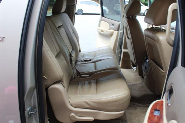 used 2013 Chevrolet Suburban car, priced at $7,990