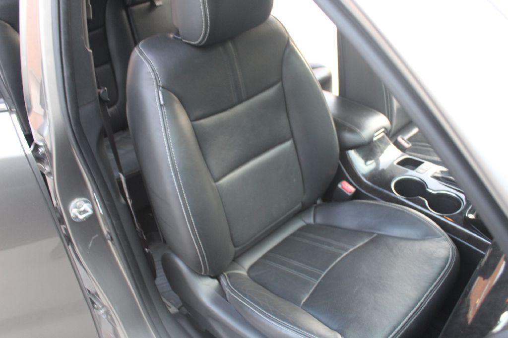 used 2014 Kia Sorento car, priced at $7,490