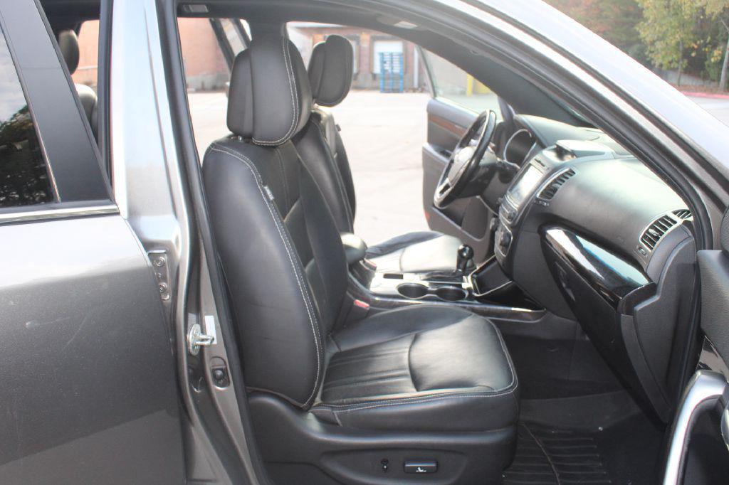 used 2014 Kia Sorento car, priced at $7,490