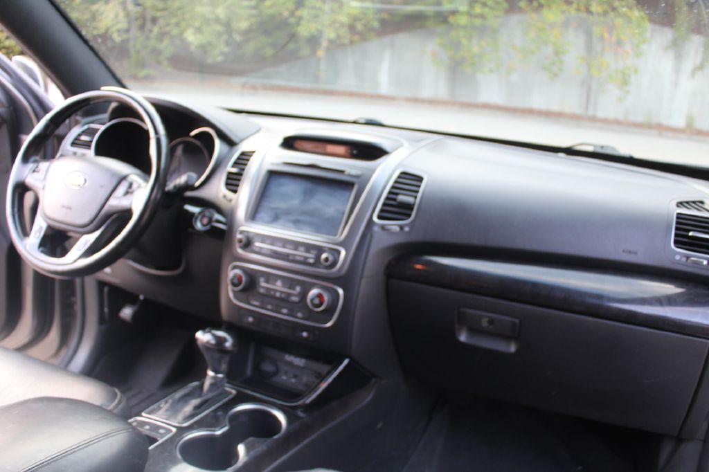 used 2014 Kia Sorento car, priced at $7,490