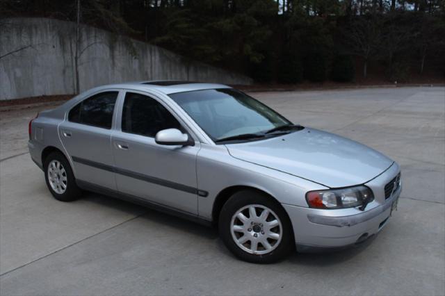 used 2002 Volvo S60 car, priced at $4,490