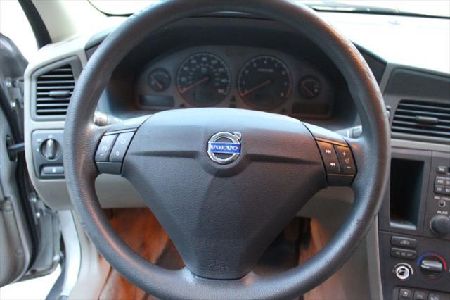 used 2002 Volvo S60 car, priced at $4,490