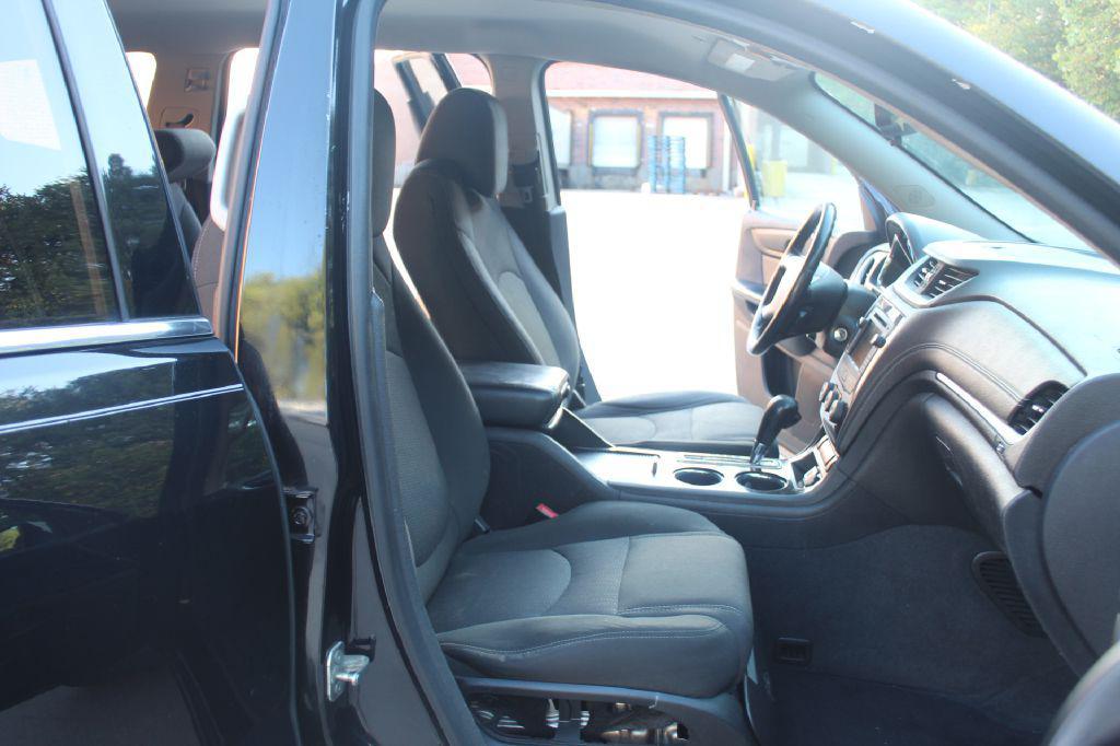 used 2017 Chevrolet Traverse car, priced at $5,490