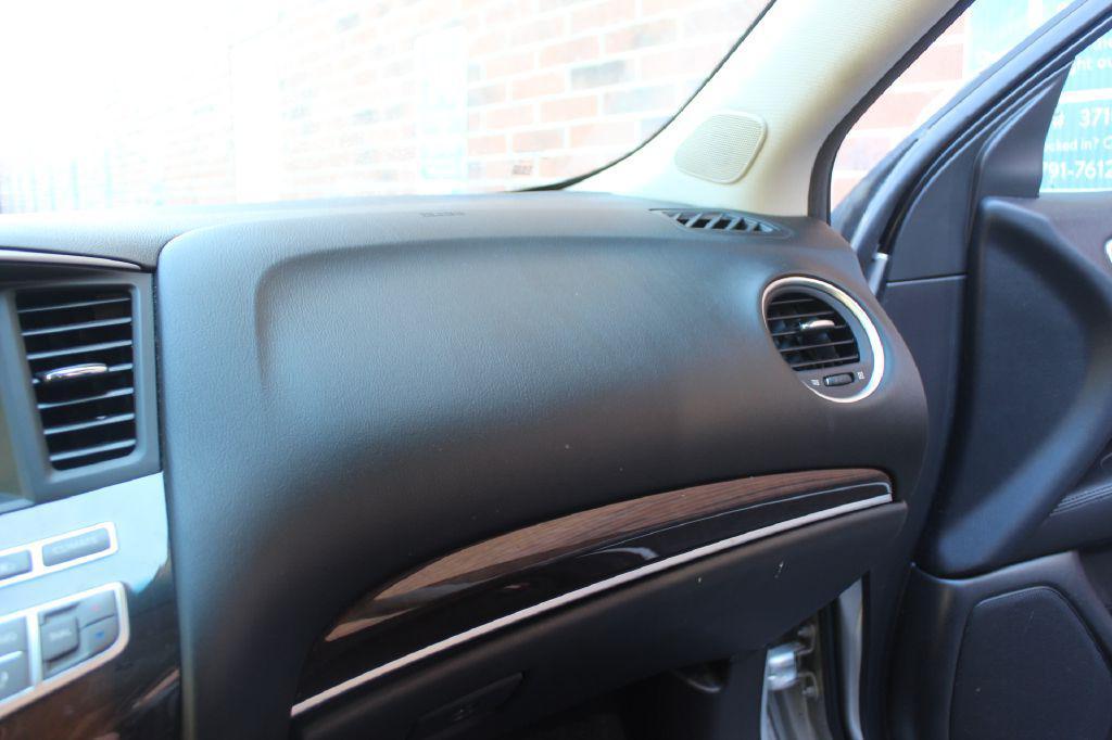 used 2013 INFINITI JX35 car, priced at $6,690