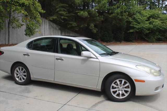 used 2002 Lexus ES 300 car, priced at $4,490