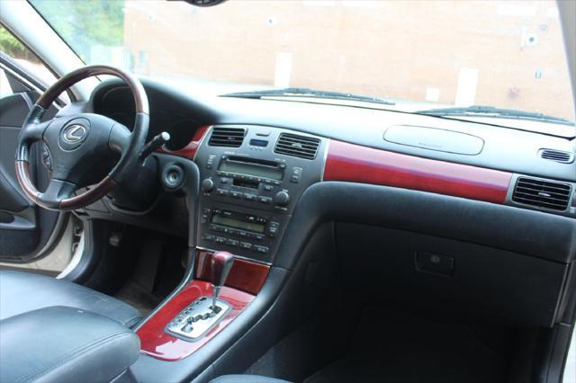 used 2002 Lexus ES 300 car, priced at $4,490