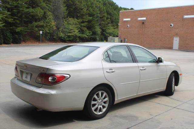 used 2002 Lexus ES 300 car, priced at $4,490