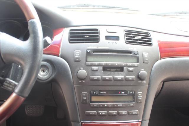 used 2002 Lexus ES 300 car, priced at $4,490