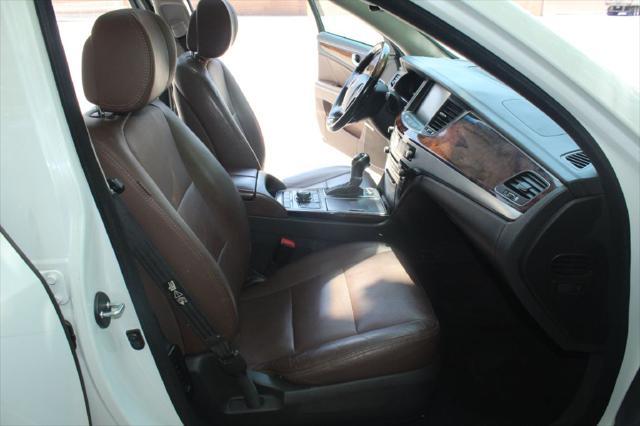 used 2014 Hyundai Equus car, priced at $10,990