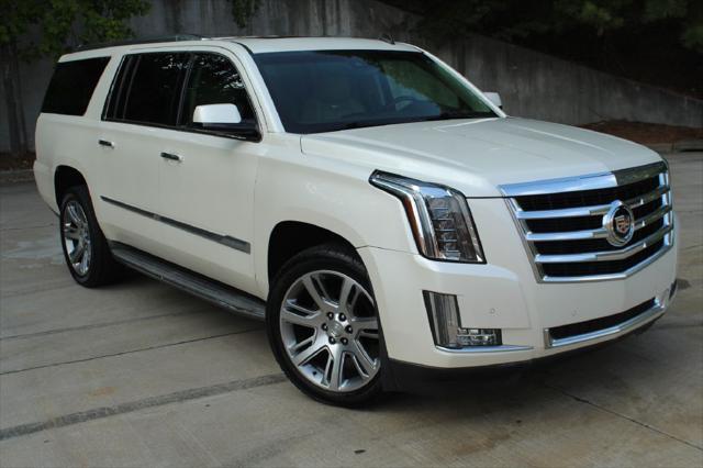 used 2015 Cadillac Escalade ESV car, priced at $21,990