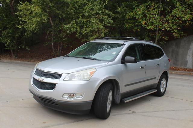 used 2012 Chevrolet Traverse car, priced at $5,990